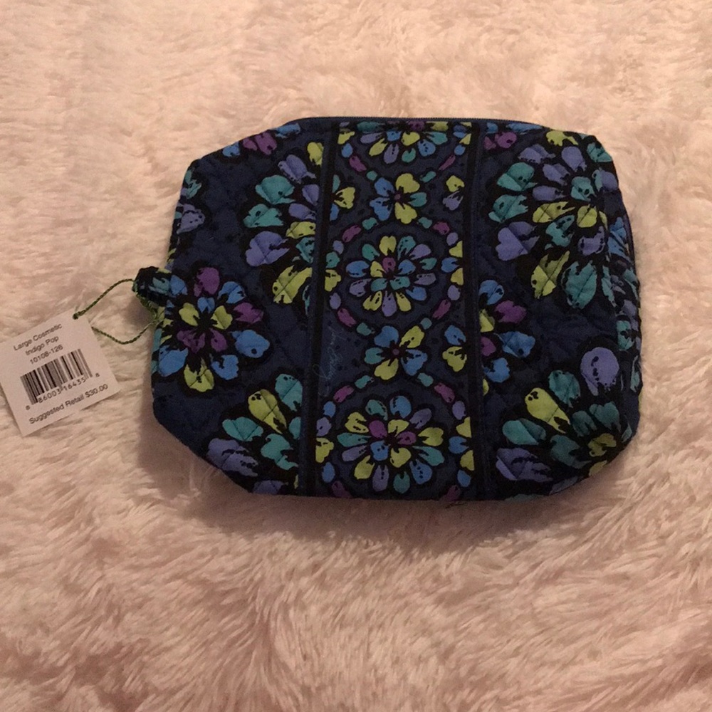 VERA BRADLEY